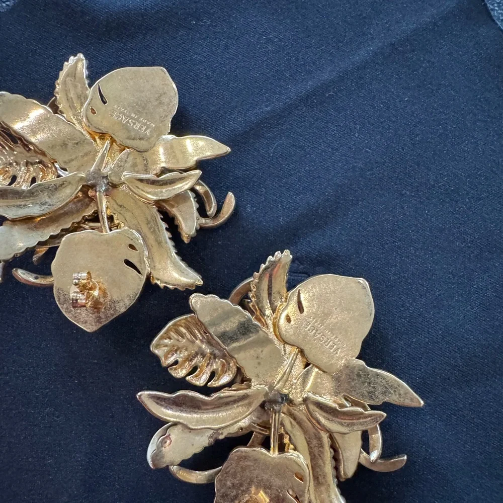 Versace stud style earrings - Picture 3 of 7